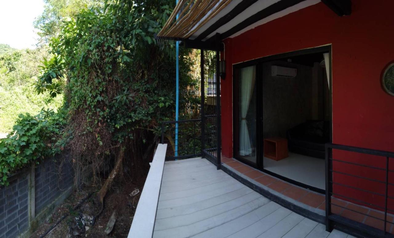 White Jail At Koh Tao Hostel Eksteriør bilde