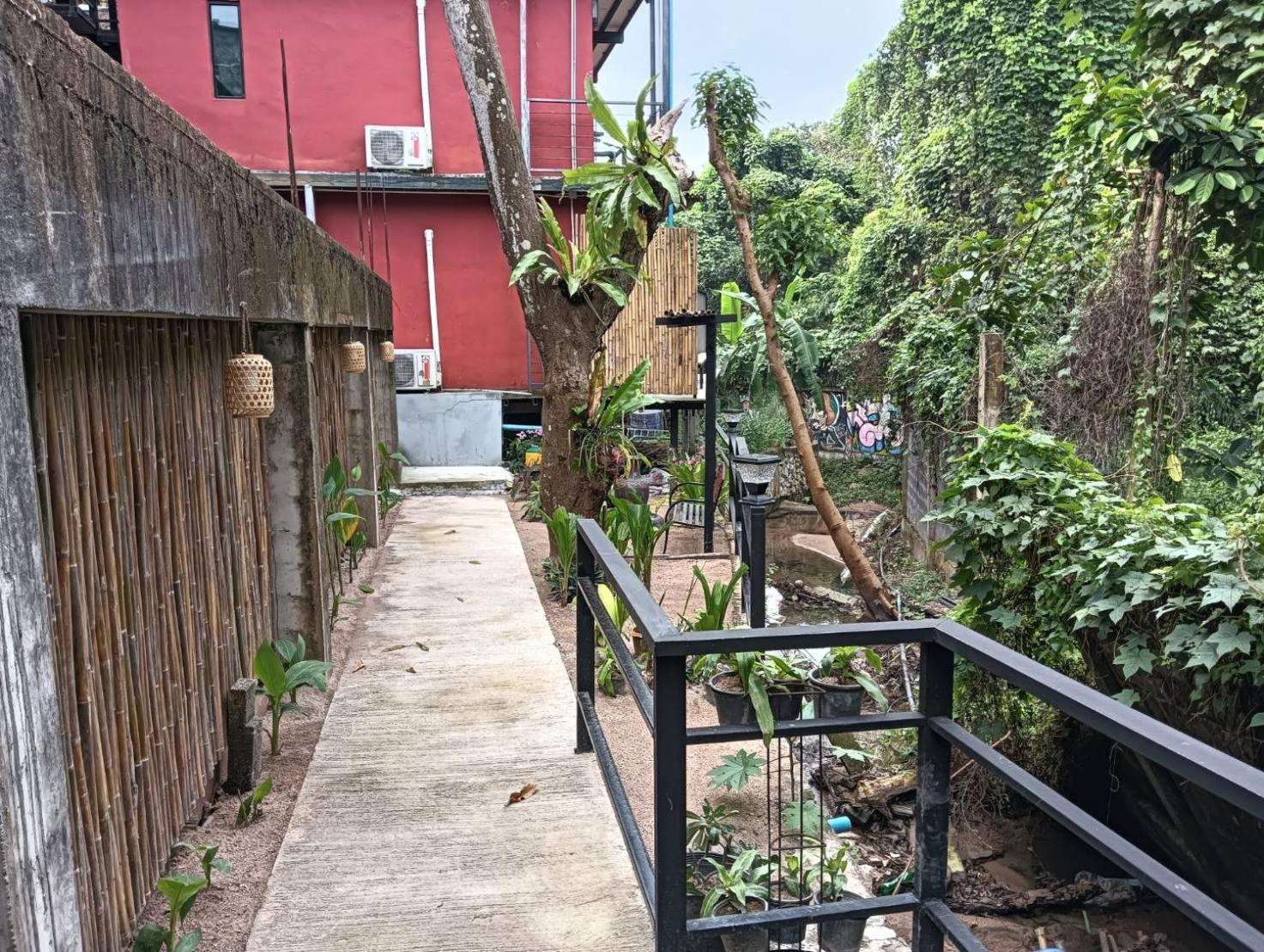 White Jail At Koh Tao Hostel Eksteriør bilde