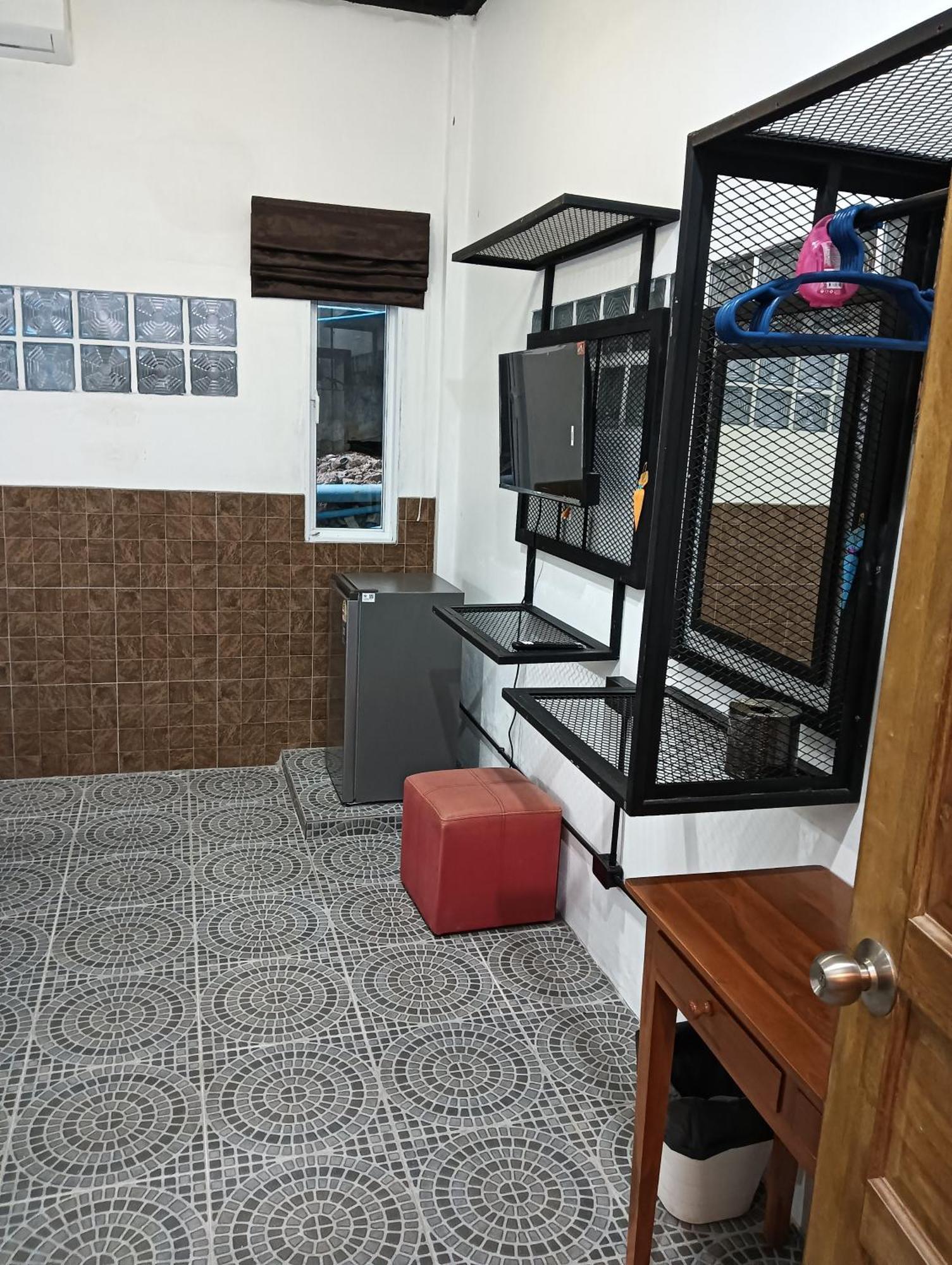 White Jail At Koh Tao Hostel Eksteriør bilde